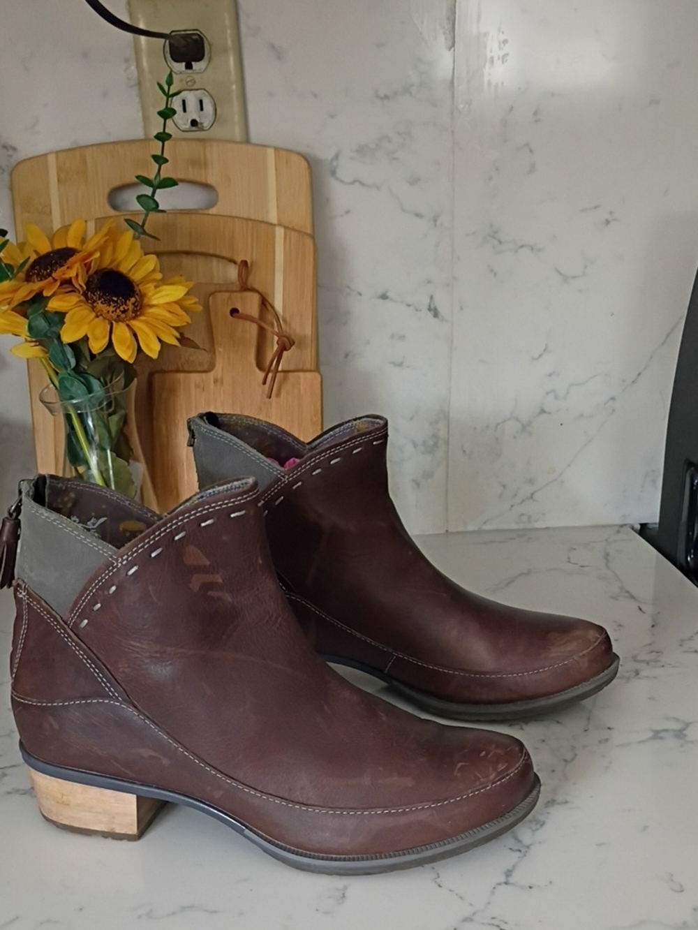 CHACO ankle Boots For Women